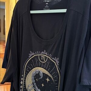 Torrid Scorpio black shirt 6 X NWOT